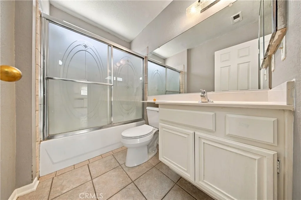 Photo of 2533 Topaz