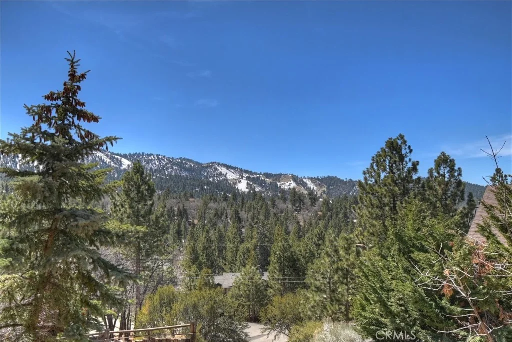 Photo of 43850 Yosemite Drive