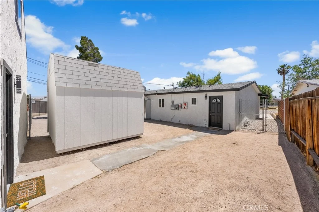 Photo of 15992 Lawrence Drive