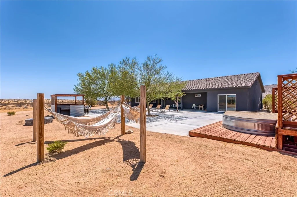Photo of 60828 Mason Drive