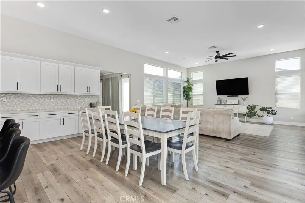 Photo of 1388 Melstone