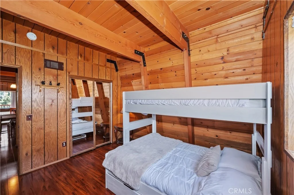 Photo of 1100 Cedar Mountain