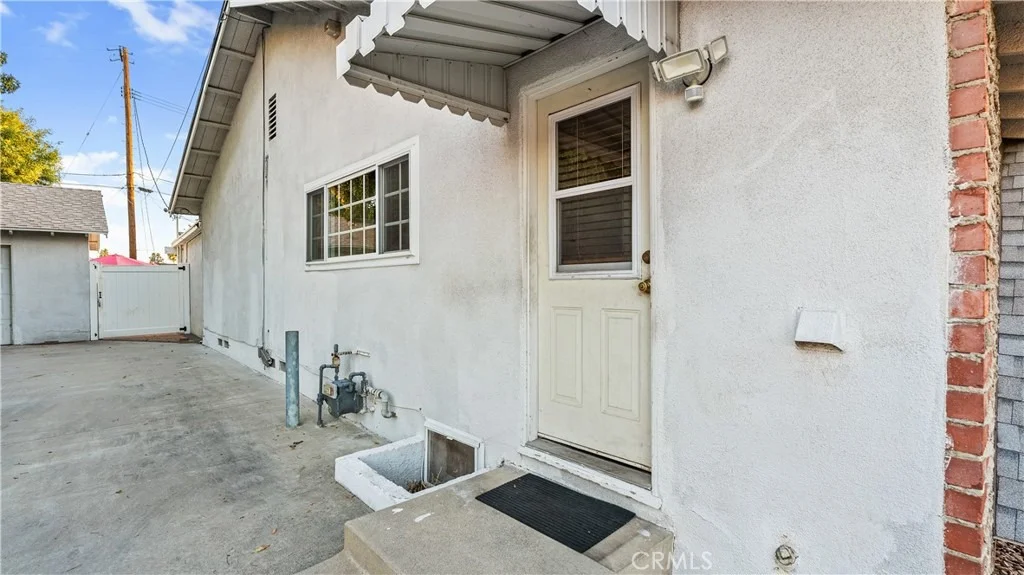 Photo of 18600 Knapp Street