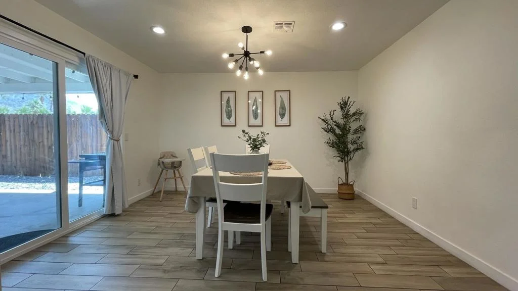 Photo of 54200 Avenida Juarez