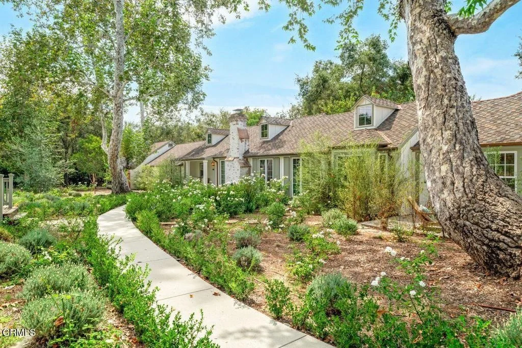 Photo of 601 Foothill Road