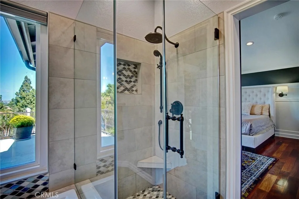 Photo of 445 Somerset Circle
