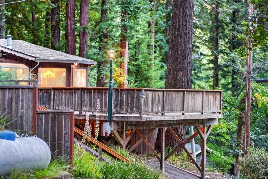 Photo of 20905 Comanche Trail