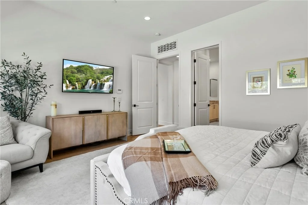 Photo of 17352 Eucalyptus Lane