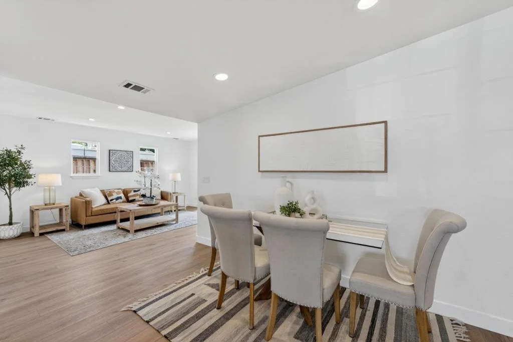 Photo of 944 White Drive
