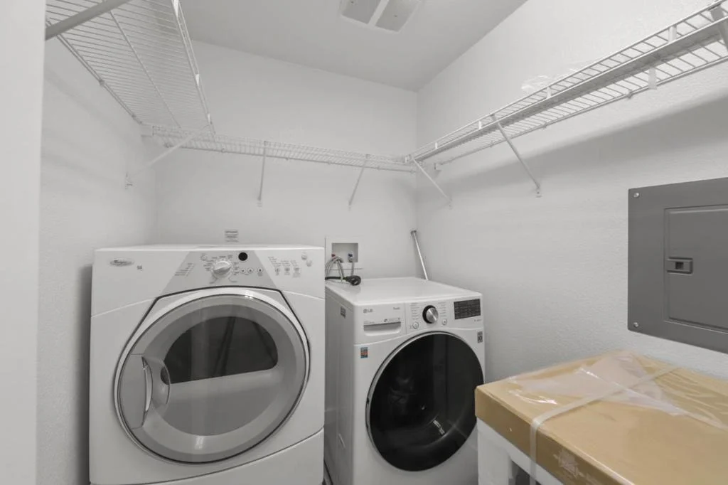 Photo of Unit 306 at 4463 Hyde