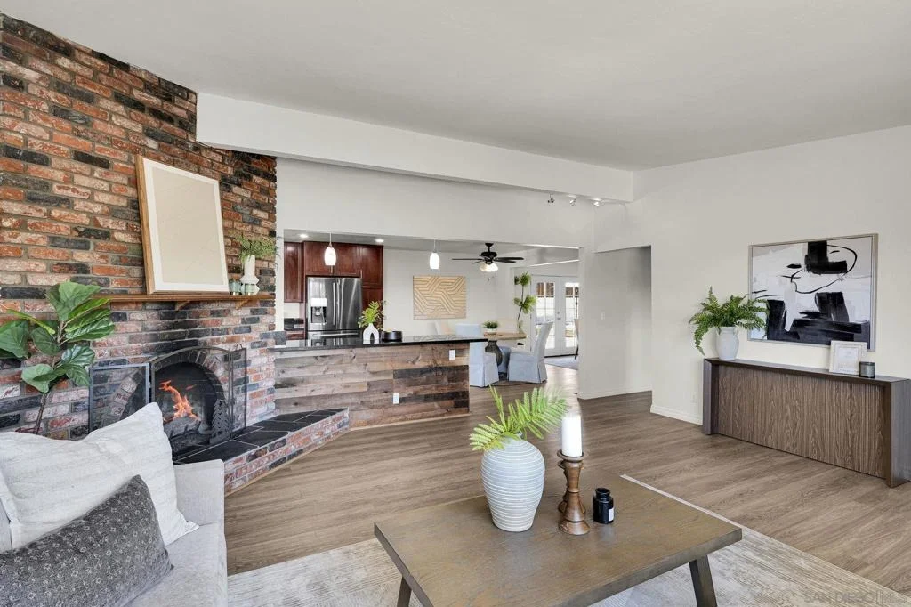 Photo of 12426 Royal