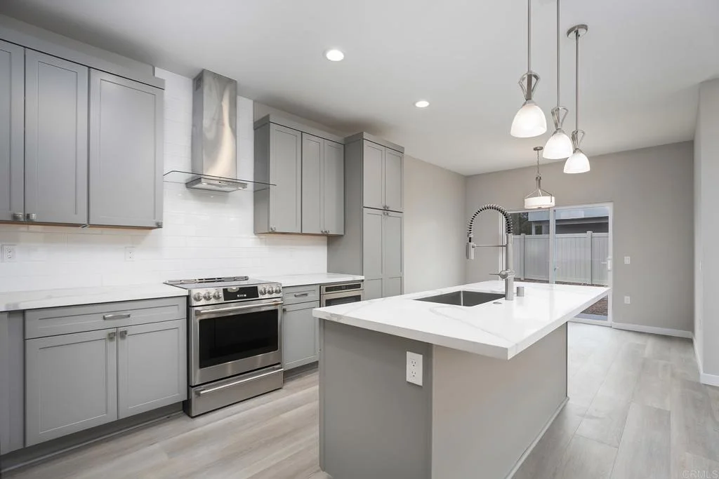 Photo of 3856 American Ave