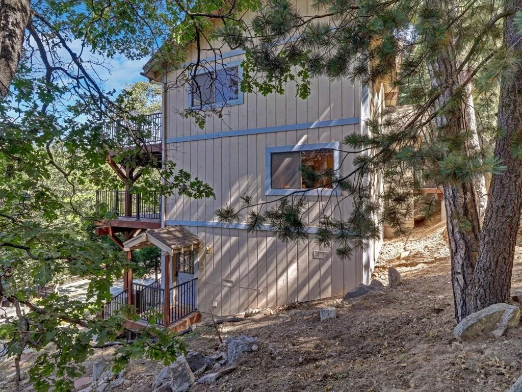 Photo of 214 S Fairway Drive