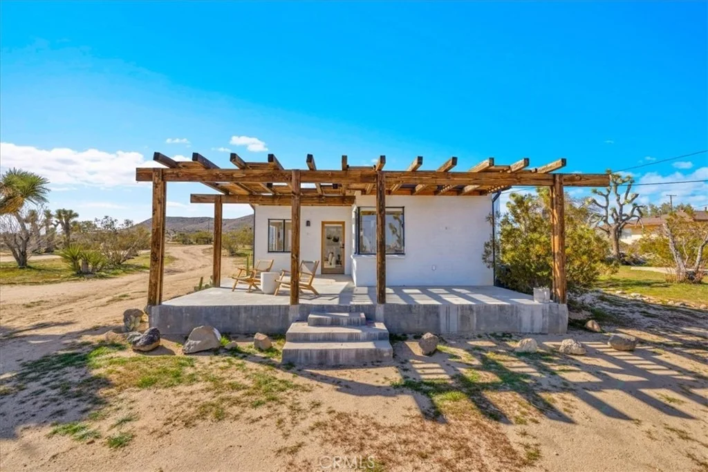Photo of 5437 Paradise View Road
