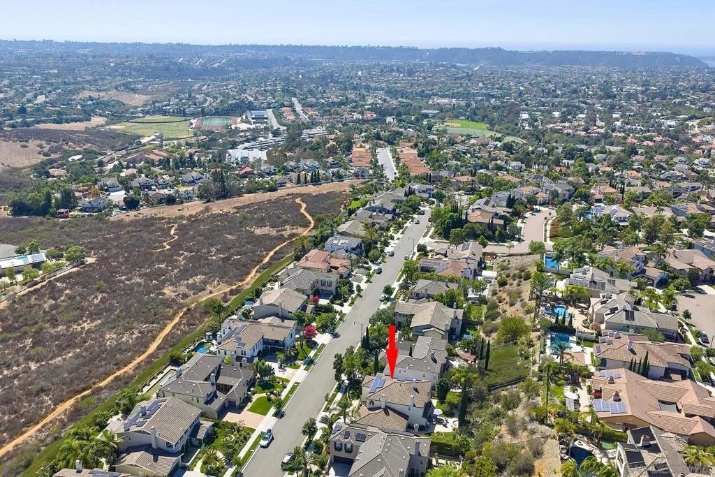 Photo of 7598 Circulo Sequoia