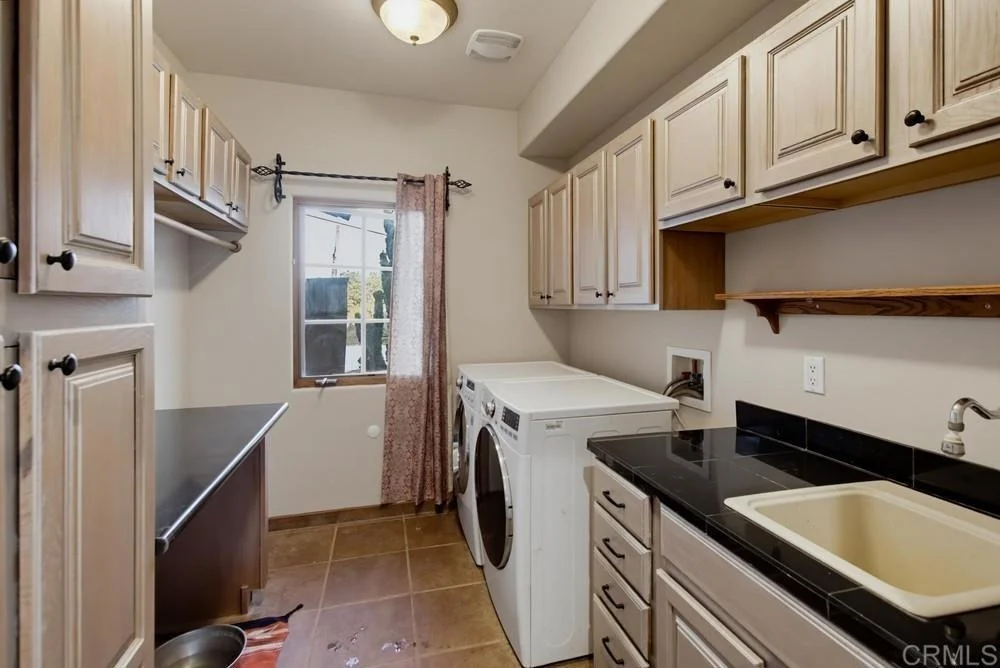 Photo of 6944 West Lilac