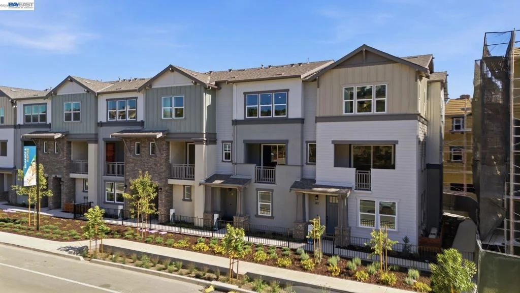 Photo of 2003 Cascade Way