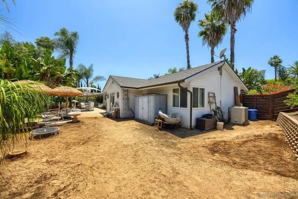 Photo of 4225 AVOCADO BLVD