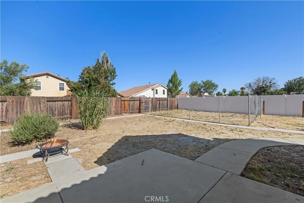Photo of 44111 Acacia Street