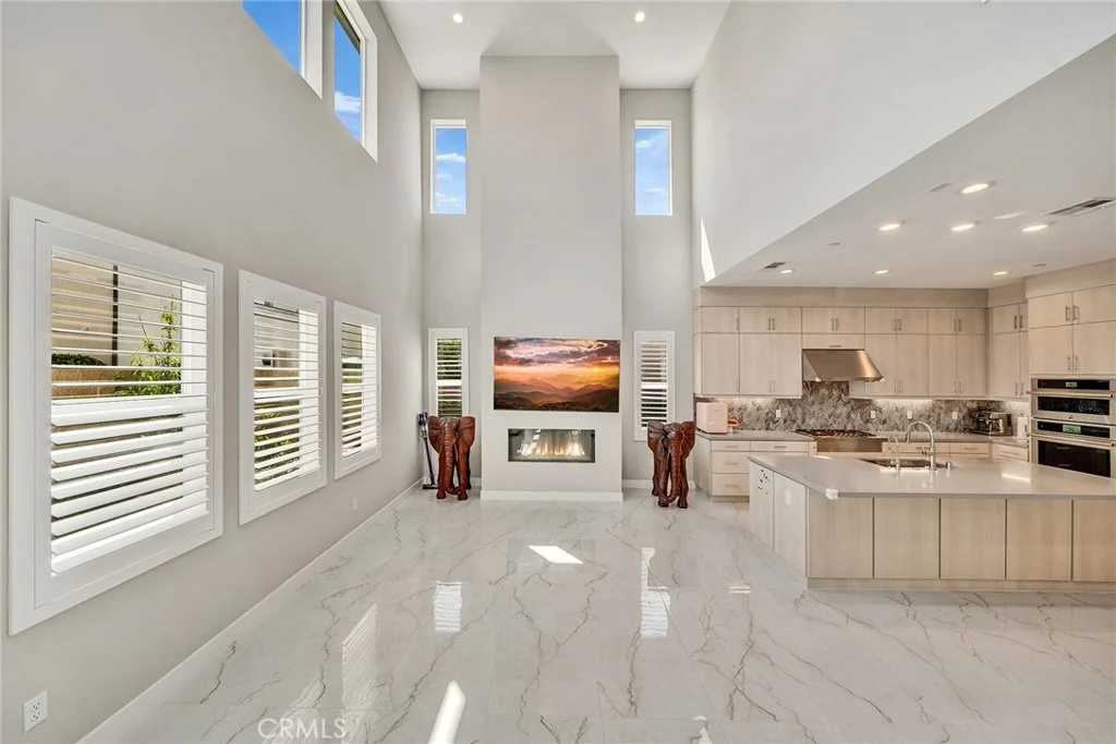 Photo of 220 Amber Oak