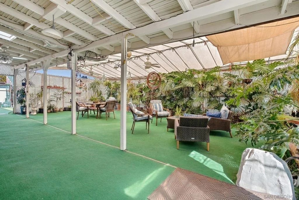 Photo of 1137 Mona Place