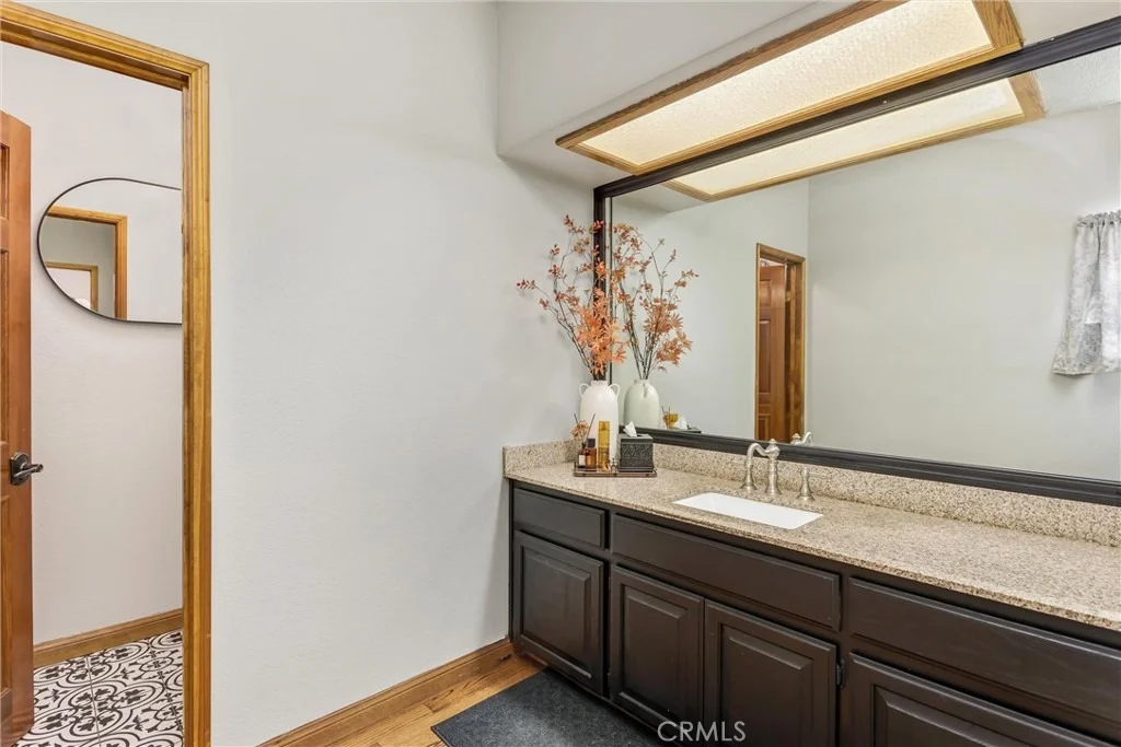 Photo of 13515 Oak Mountain