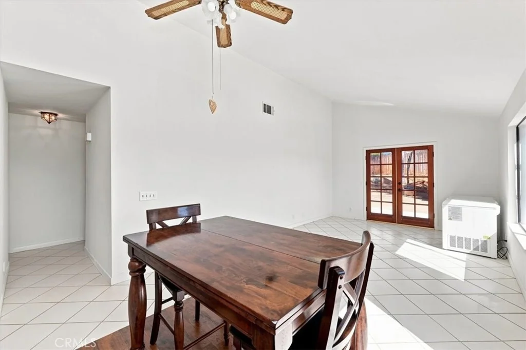 Photo of 14464 Harvey