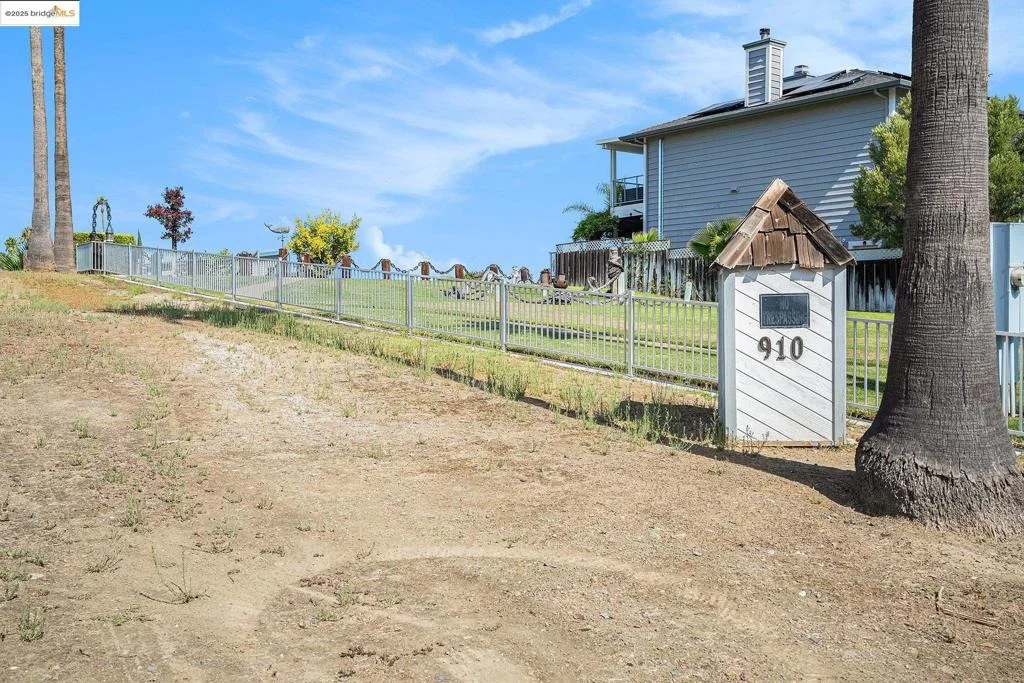 Photo of 910 Discovery Bay Blvd