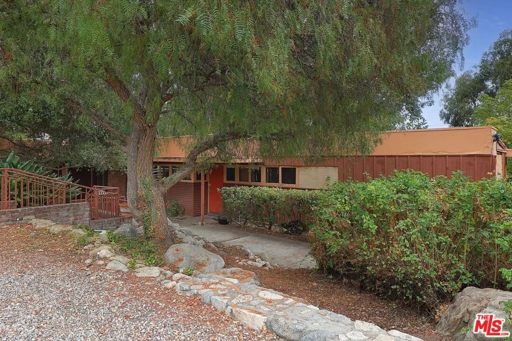 Photo of 2342 Panorama Drive