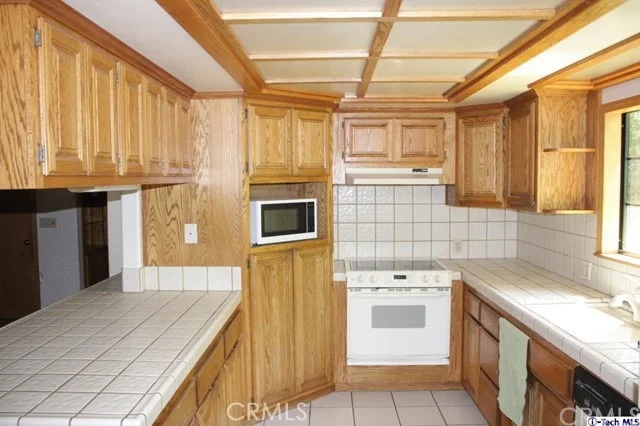 Photo of 22450 Fontana Street