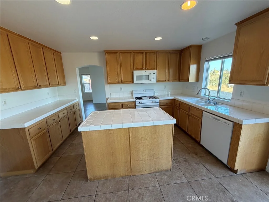 Photo of 23785 Black Canyon Drive
