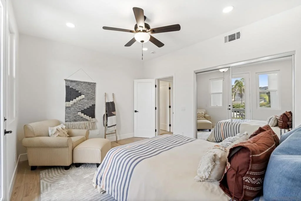 Photo of 1557 Regatta Road