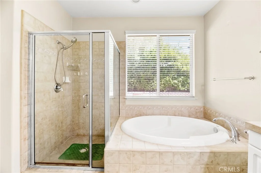 Photo of 39894 Camden Court