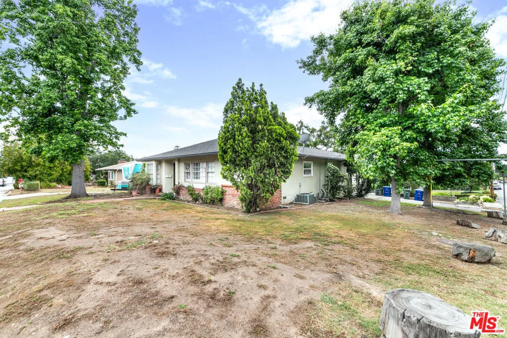 Photo of 2208 New York Drive