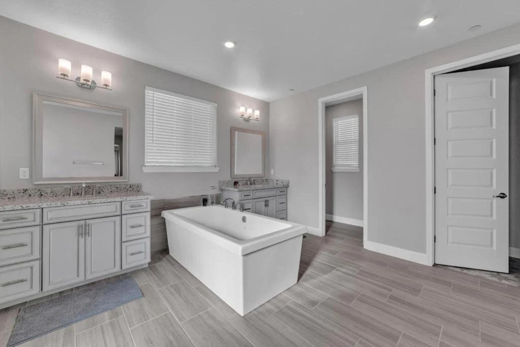 Photo of 4785 Villa Verde Drive