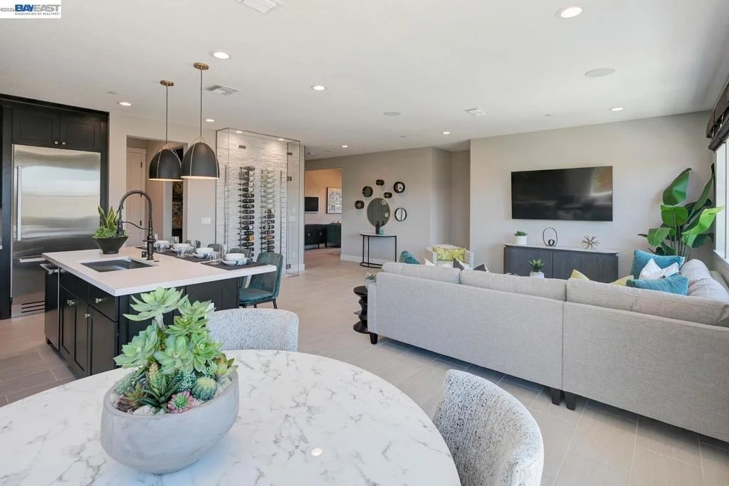 Photo of 1312 Parkcrest Circle