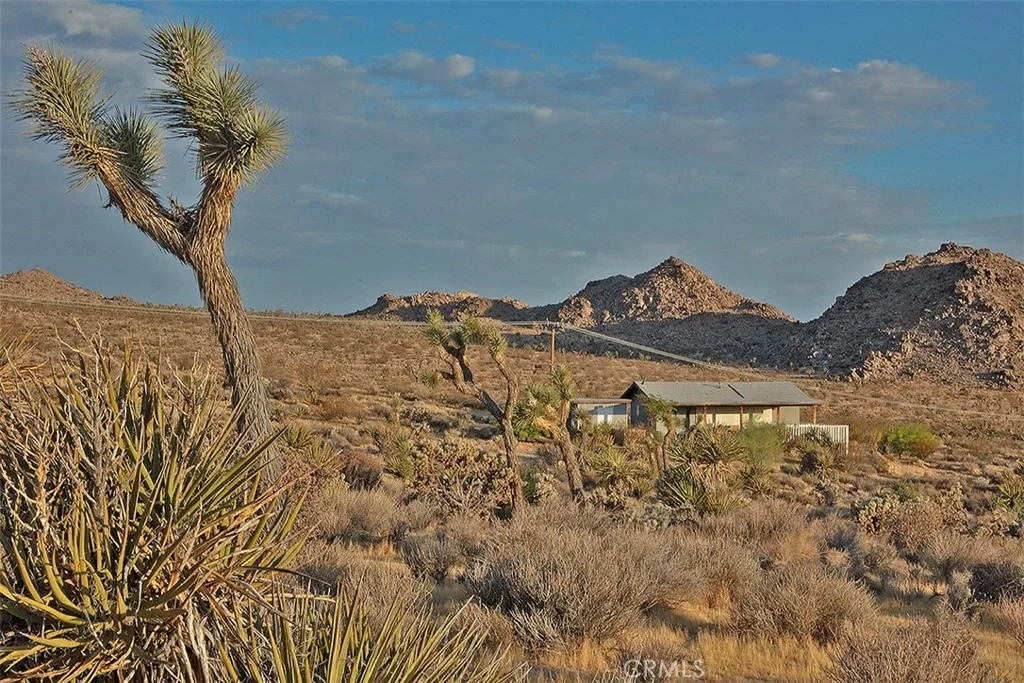 Photo of 8421 Sunset Road