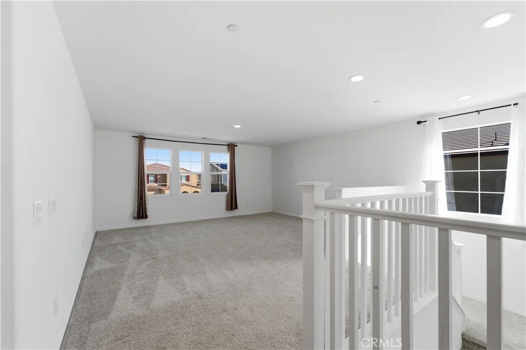 Photo of 43869 Hampton