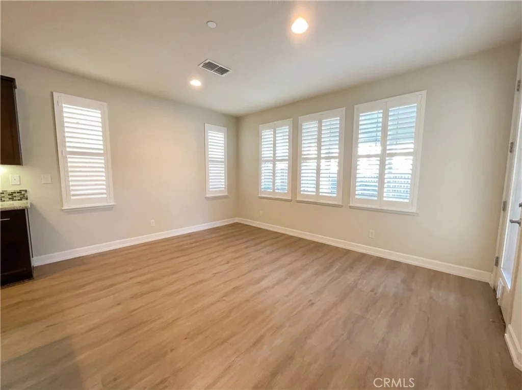 Photo of 4660 Lue Lane
