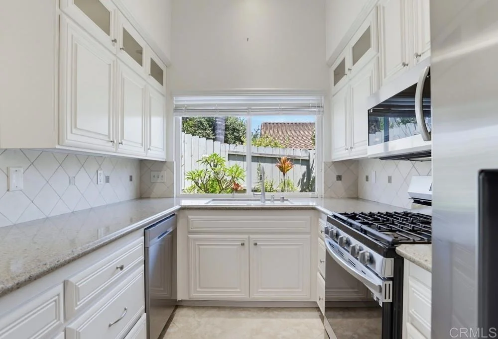 Photo of 1692 Avenida Oceano