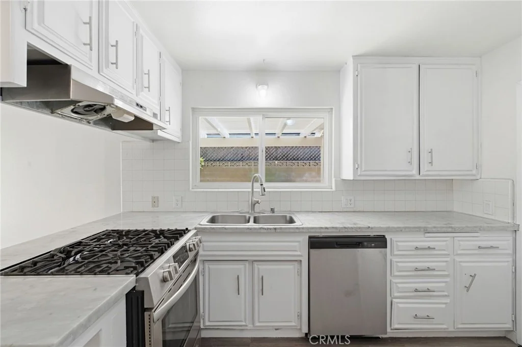 Photo of 44050 27th W