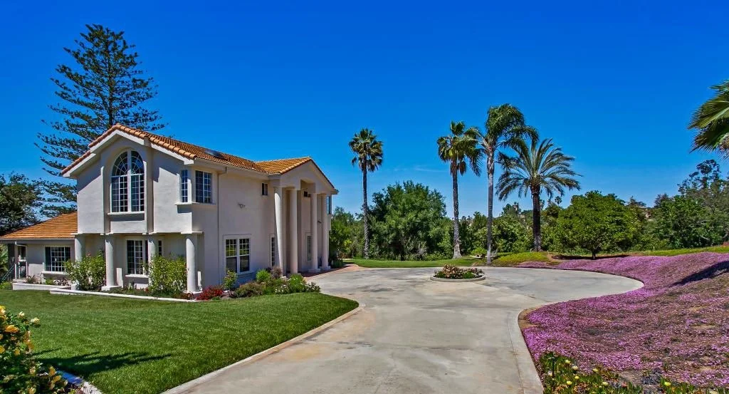 Photo of 3354 Hillside Lane