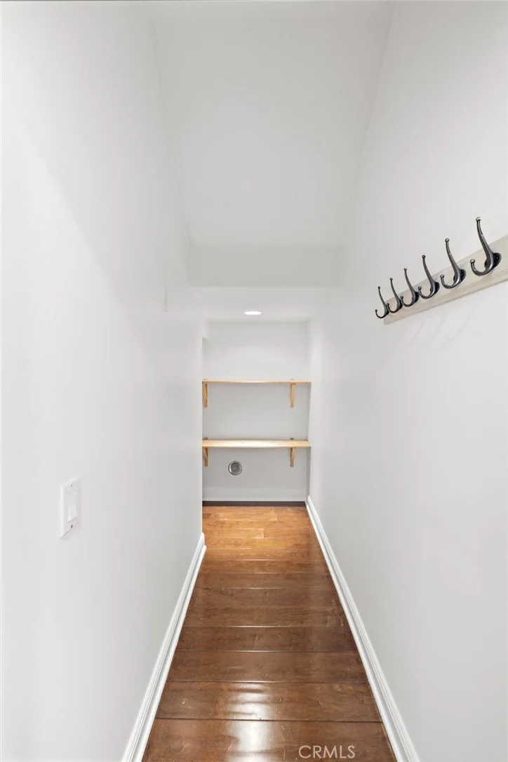 Photo of 23 Mahogany