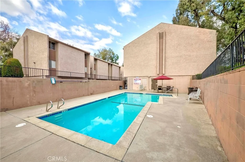 Photo of Unit 211 at 1525 Walnut Leaf
