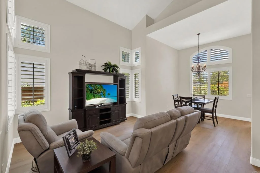 Photo of 948 Honeysuckle Drive