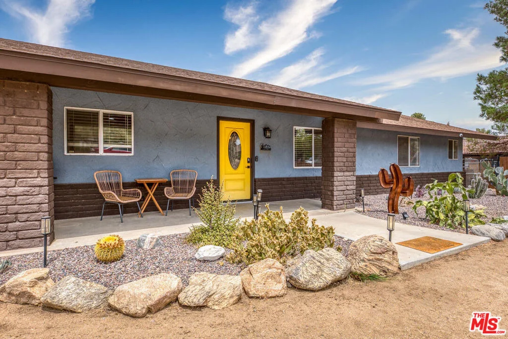 Photo of 56760 Ivanhoe Drive