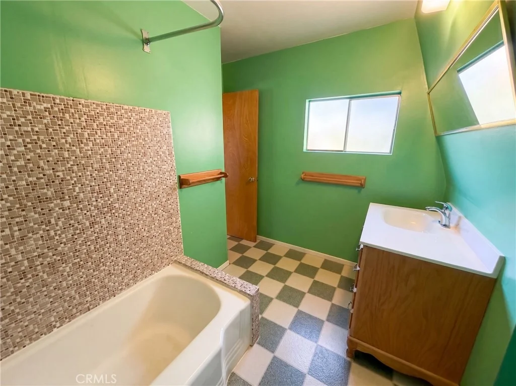 Photo of 577 Oak Knoll