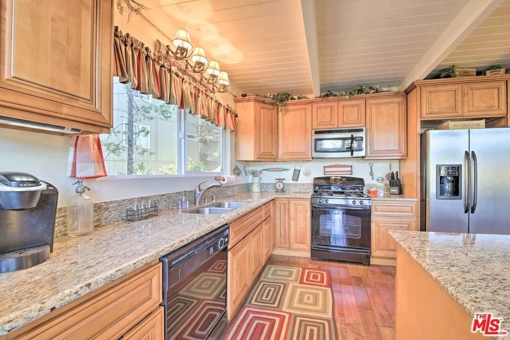 Photo of 888 Grass Valley Road