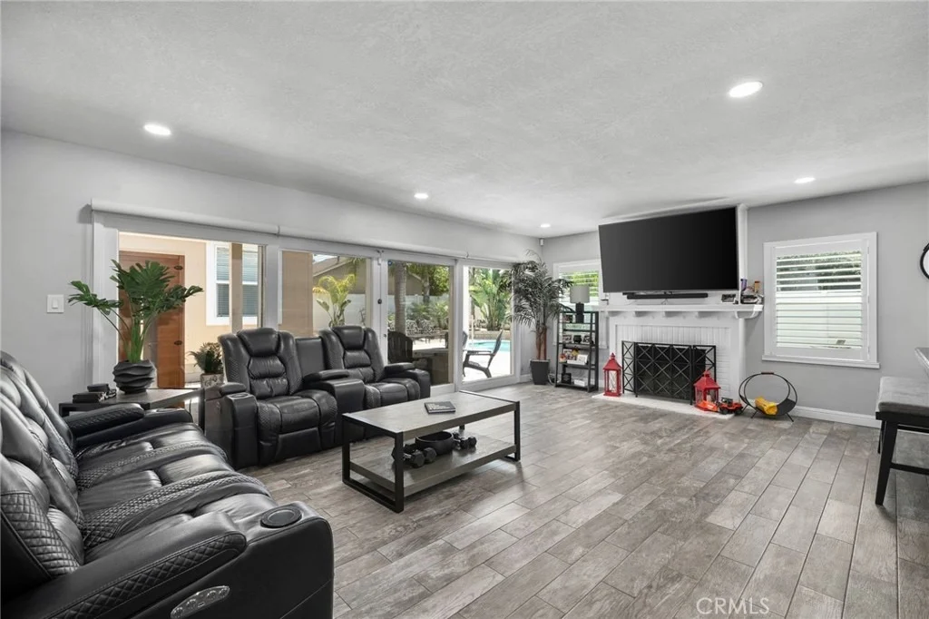 Photo of 3540 Nelson
