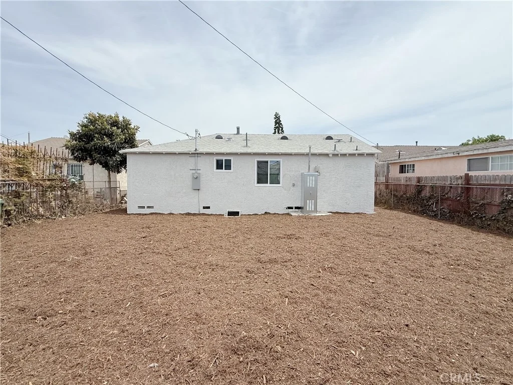 Photo of 213 N Broadacres Avenue